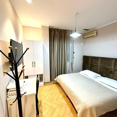 Nobel Center 酒店 3*