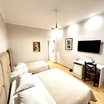 Nobel Center 3* تيرانا