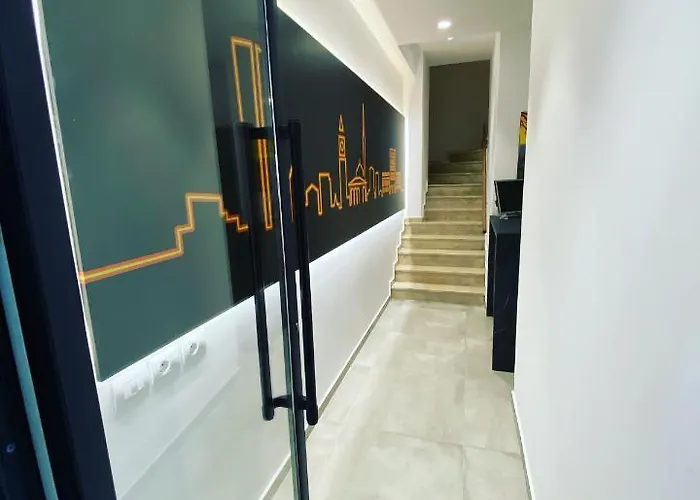 Nobel Center 酒店 3*