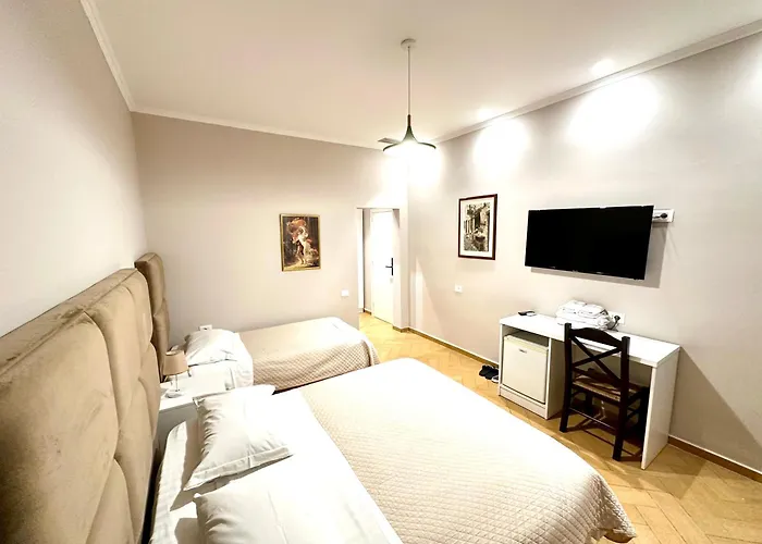 Nobel Center 3* 地拉那