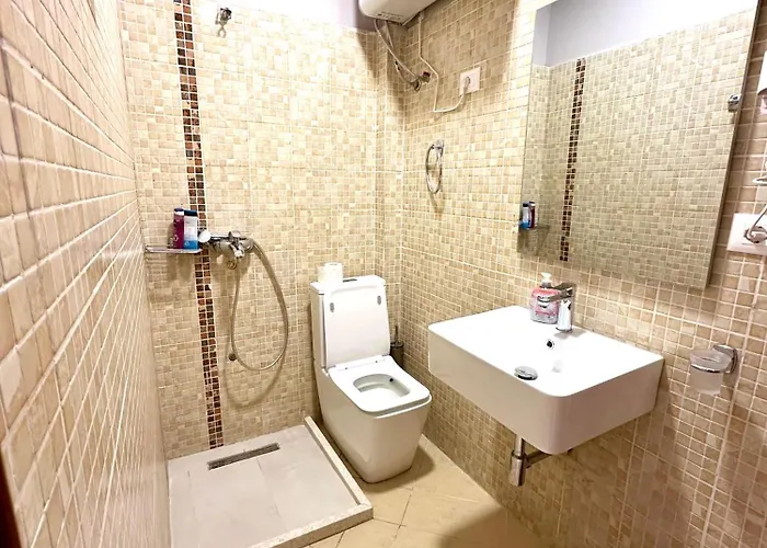 Nobel Center 地拉那